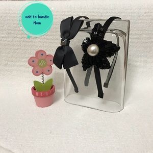 🌸Two lovely handbands